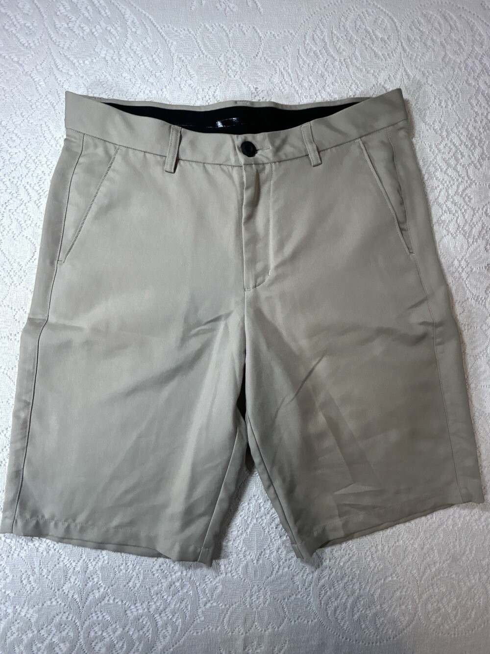 Tek Gear Shorts Mens 32 Beige Solid Polyester Golf Shorts Stretch Flat Front